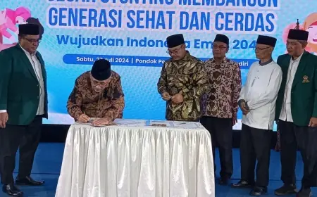 LDII dan BKKBN RI Teken MoU Cegah Stunting di Ponpes Wali Barokah Kediri