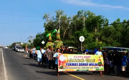 Ngalap Berkah, 2 Gunungan Sedekah Bumi Warga Paseban Jadi Rebutan