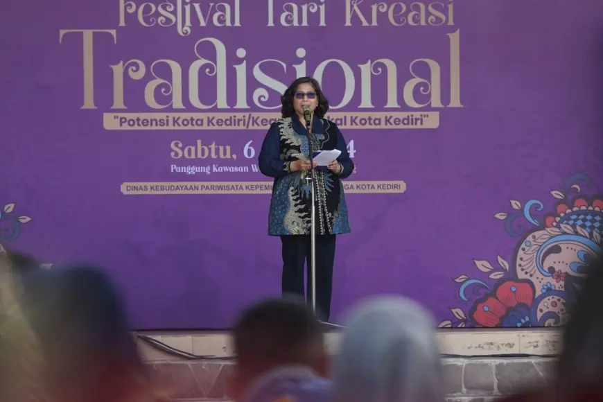 Pj Wali Kota Kediri Harapkan Festival Tari Kreasi Tradisional Jadi ...