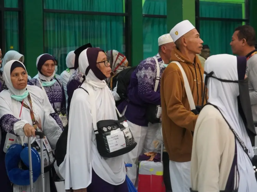 Fase Akhir Gelombang Pertama Haji: Kloter 46 Tiba di Surabaya Malam Ini