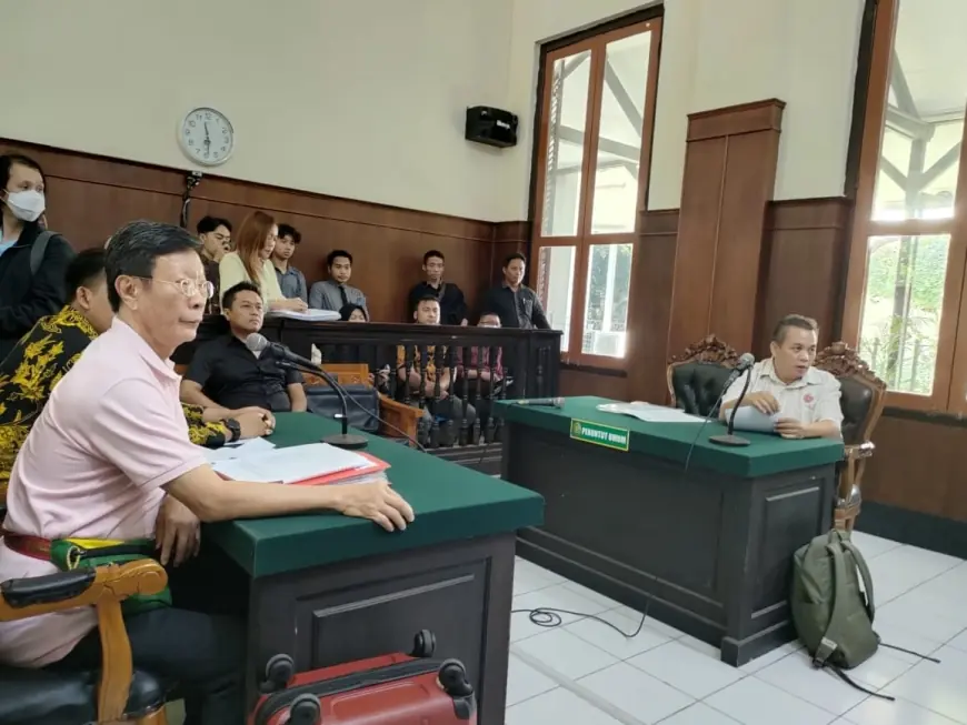 Sidang Kepailitan UD Sinar Jati Diwarna Reaksi Keberatan Debitor dan Kurator