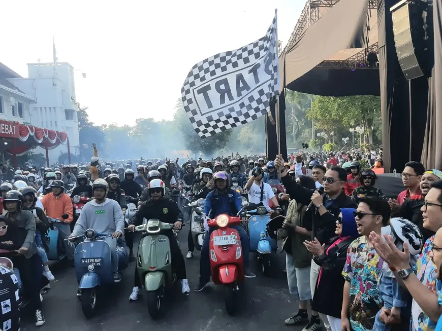 Pimpin Parade Surabaya Bervespa ke Kota Lama, Cak Eri Rencanakan Bentuk Vespa Club Surabaya