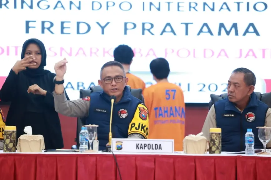 Polda Jatim Bongkar Sindikat Pengedar Narkoba Jaringan Internasional DPO Fredy Pratama, Dua Kurir Tertangkap !