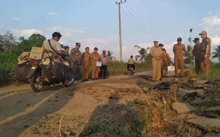Tinjau Perbaikan Ruas Jalan Wonosari - Patemon, Ini Pesan Bupati Bondowoso