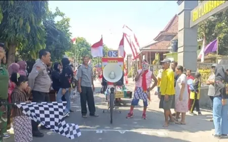 Semarak HUT ke-79 RI  Warga Desa Lambangkuning Kertosono Bersukacita Hipnotis Ribuan Pasang Mata