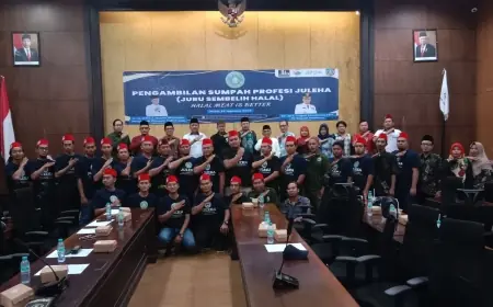 Puluhan Orang Ambil Sumpah Profesi Juru Sembelih Halal Di Jombang