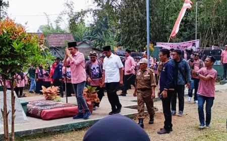 Selalu Ingat Jasa Para Pahlawan, Begini Cara Gus Fawait Rayakan Kemerdekaan RI