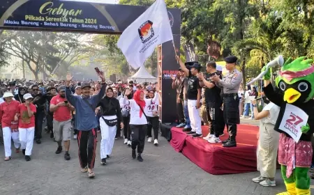 KPU Kabupaten Malang Sosialisasikan Pilkada 2024 Lewat Jalan Sehat dan Senam 