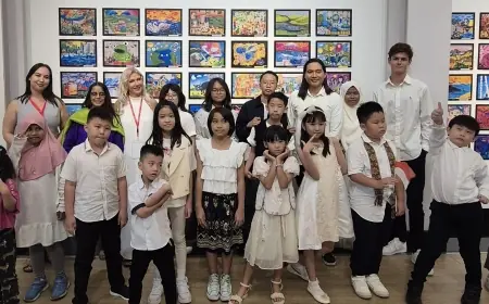 Murid Lotus Art Courses Unjuk Kebolehan di Pameran Internasional 'We Are the World'
