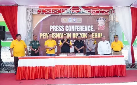 Pemkab Lamongan Musnahkan Jutaan Rokok Ilegal 