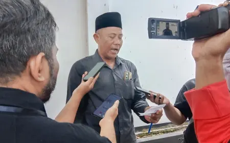Hari Kedua Pendaftaran, KPU Jombang Terima Dua Pendaftar Pasangan Bakal Cabup dan Cawabup