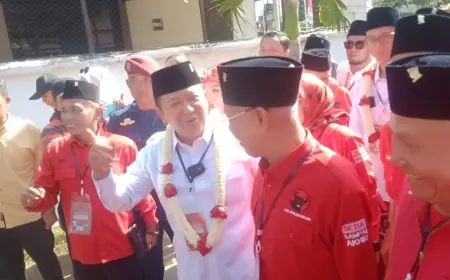 Hendy – Firjaun Resmi Mendaftar ke KPU Jember Bersama PDI Perjuangan 