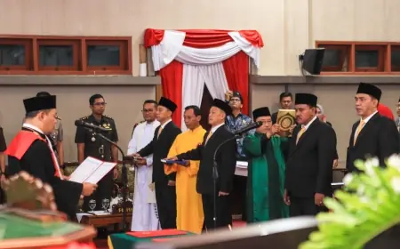 29 Anggota DPRD Kota Pasuruan Ambil Sumpah dan Janji