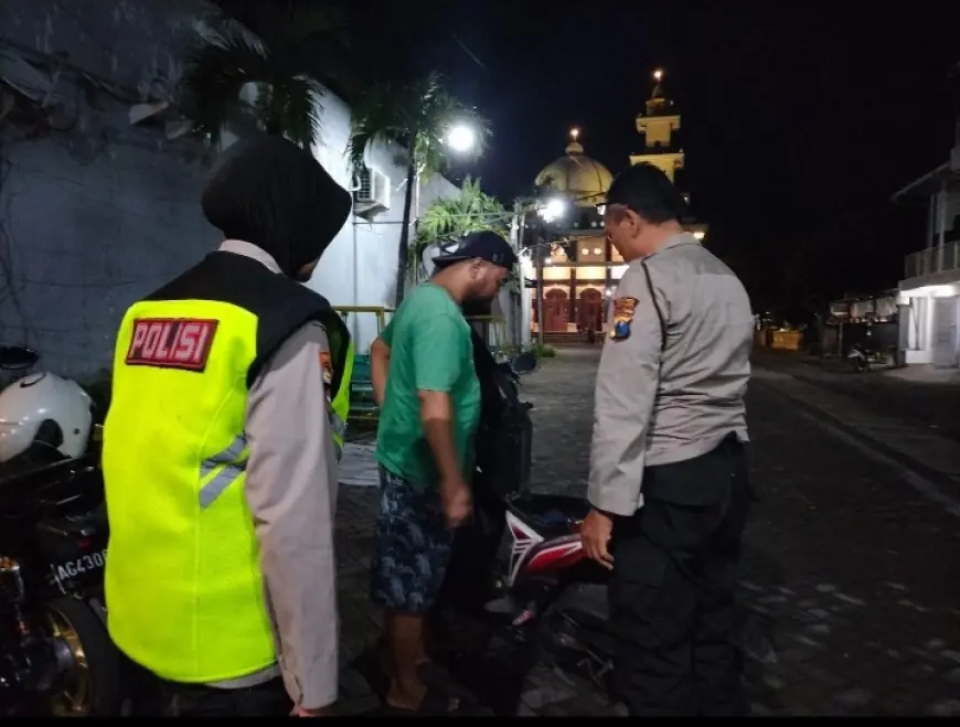 Cegah Kejahatan Jalanan, Polsek Kertosono Lakukan Patroli Malam