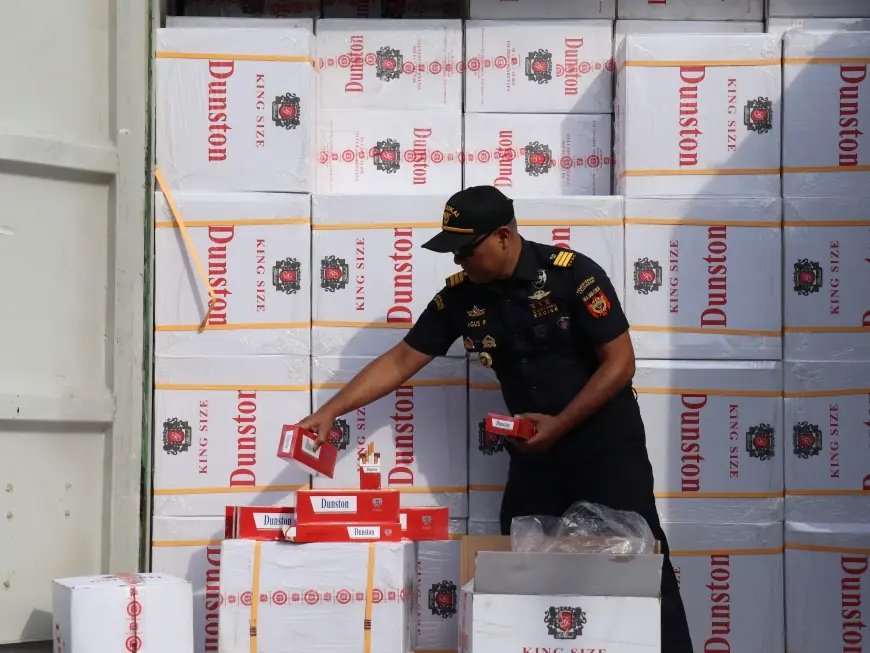 BC Tanjung Perak Gagalkan 16 Kontainer Setara Rp 217,3 Miliar dari 73 Juta Batang Rokok Ilegal Selundupan