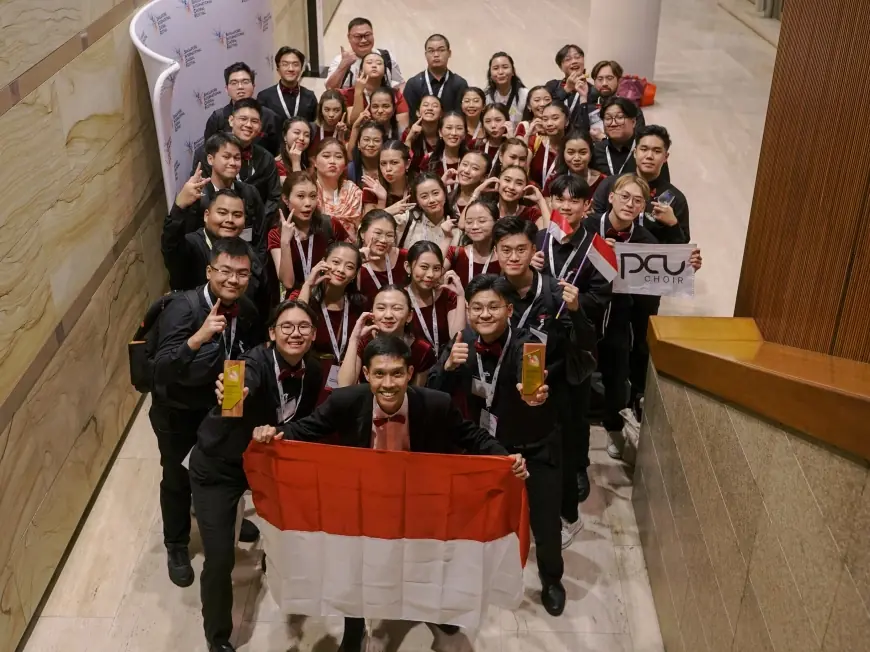 PCU Choir Raih Tiga Gelar di 8th Singapore International Choral Festival 2024