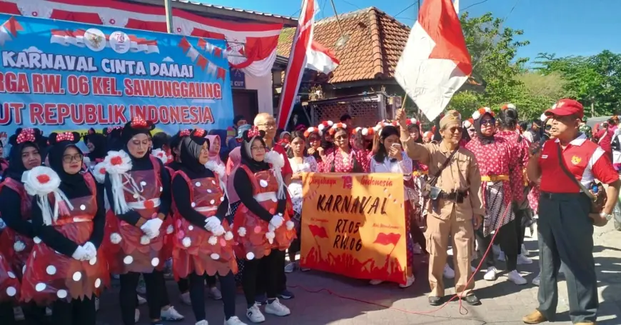 HUT ke 79 RI, Ratusan Warga Waringin Kompak Gelar Karnaval Cinta Damai