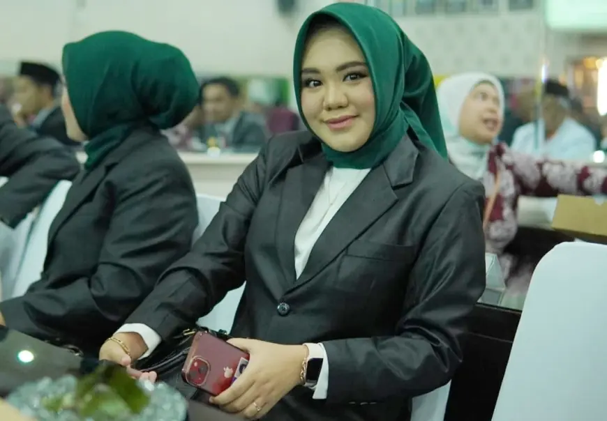 Cantik dan Energik, Ini Misi Politisi Termuda di Bondowoso, Siapa Dia ?