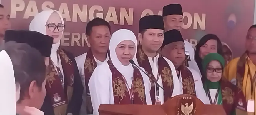 Petahana Khofifah-Emil Resmi Terdaftar KPU Jatim Pasangan Cagub Cawagub 2024-2029 di Kawal Kirab Budaya