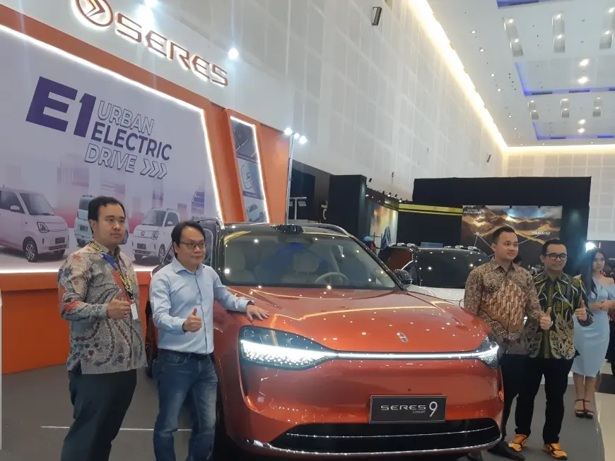 Inovasi Futuristik SERES E9 di GIIAS Surabaya 2024: Dilengkapi AI hingga Fitur Bioskop Drive-In