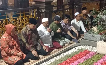 Makam Pendiri NU di Jombang Jadi Jujugan Ziarah Pasangan Risma - Gus Hans