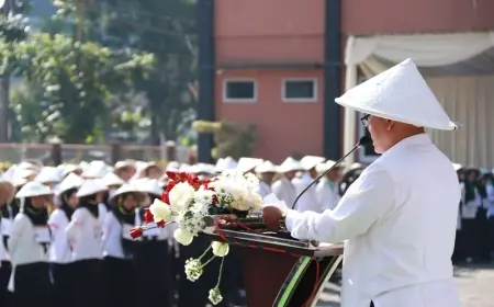 PKKMB Unira, Bupati Malang Berharap Kampus Siapkan Mahasiswanya Jadi Pembelajar Sejati