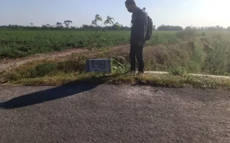 Mulai Rusak, Aspal Lapen Senilai Rp155 Juta di Mrawan Jember Hanya Seumur Jagung