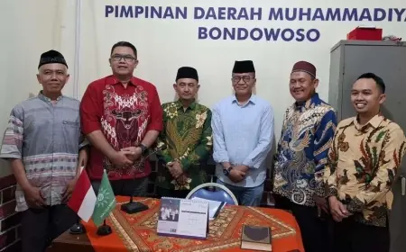 Bersama PDI Perjuangan Bondowoso, Pasangan Bagus Silaturahmi dan Galang Dukungan dari PD Muhammadiyah