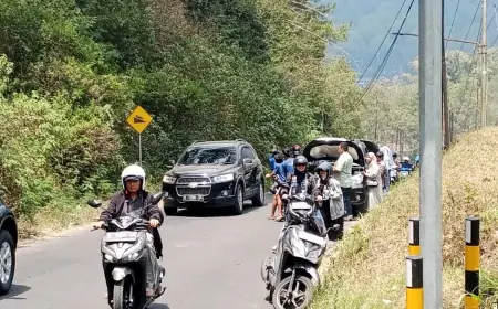 Jurang Klemuk Jadi Langganan Macet Tiap Peak Season