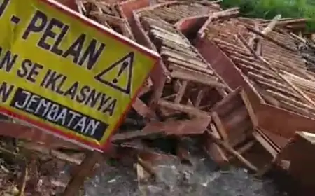 Viral! Jembatan Hanyut di Desa Sukojayan Kabupaten Malang Ternyata Proyek Dinas PU Bina Marga