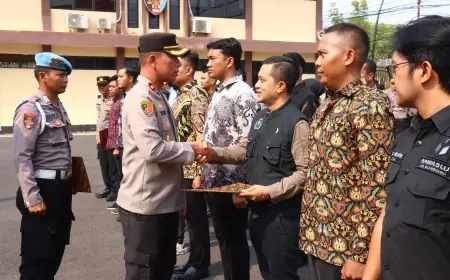 Polres Bojonegoro Serahkan Tim Walpri Kepada Penyelenggara dan Peserta Pilkada 2024