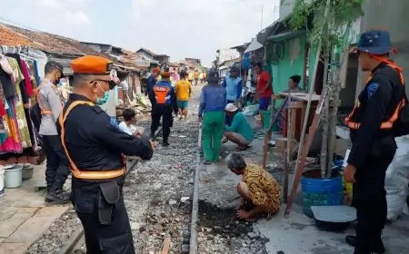 Pasca Insiden Laka 4 Orang Meninggal, KAI Daop 8 Surabaya Sterilisasi Jalur Kereta Api