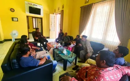 Merasa Kena 'Prank' Disperindag, Pedagang Pasar Baru Kencong Datangi Kecamatan
