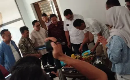 Paslon No 1 WaLi Resmikan Rumah Pemenangan di Jalan Ijen Malang