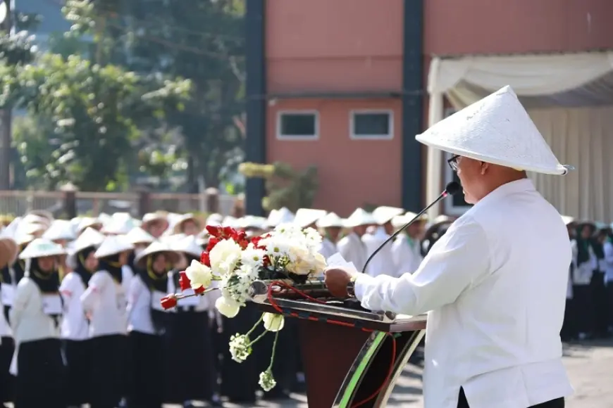 PKKMB Unira, Bupati Malang Berharap Kampus Siapkan Mahasiswanya Jadi Pembelajar Sejati