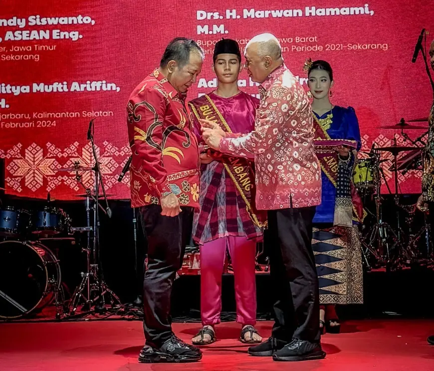 Luar Biasa, Kabupaten Jember Raih Penghargaan Bakti Koperasi dan UKM