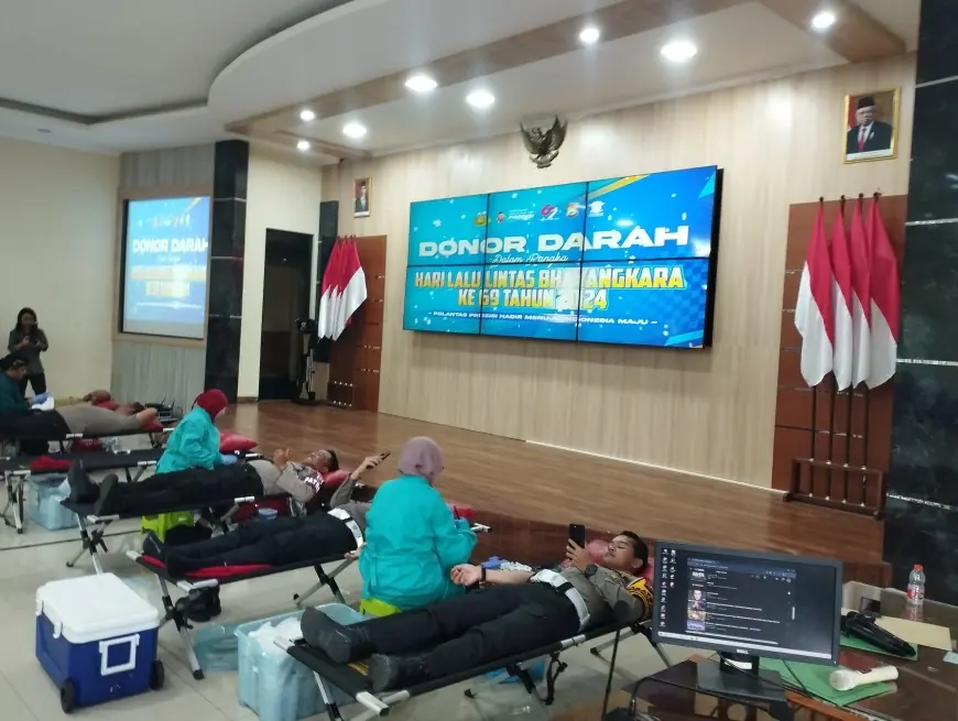 Polres Malang Adakan Donor Darah Target 100 Kantong