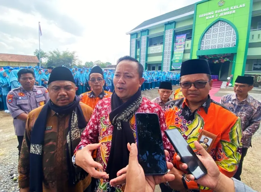 Hadir di MAN 3 Jember, KSKK: Pemerataan Fasilitas Pendidikan Dari Kemenag Segera Dilakukan 