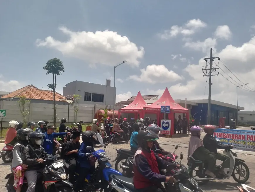 Retribusi Parkir Pasar Among Tani Tembus Target di Akhir Tahun