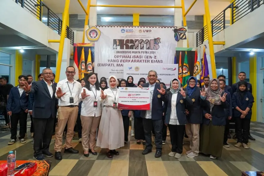 Bank Jatim Salurkan Beasiswa Mahasiswa Universitas Wijaya Putra Lewat Dana CSR