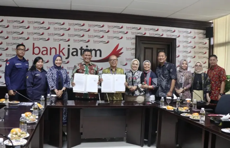 Penandatanganan Kerja Sama Bank Jatim dan BP2MI Dukung PMI Tingkatkan Kesejahteraan Pemanfaatan KUR