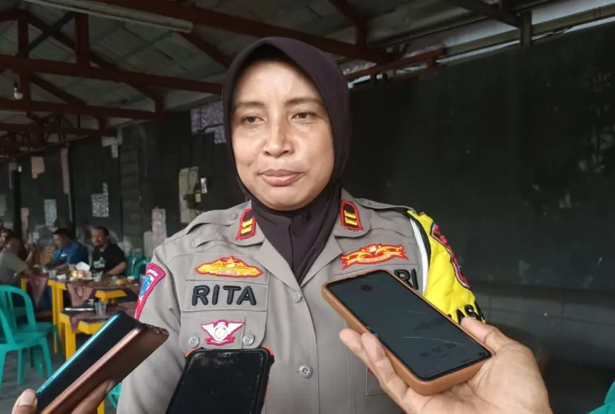 Sosok Perempuan Berjilbab Pimpin Satlantas Polres Jombang