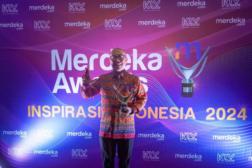 Bank Jatim Sabet Penghargaan Kategori Inovatif di Ajang Merdeka Awards 2024