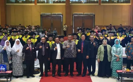 Pjs Bupati Kediri Beri Pesan Khusus bagi Wisudawan STIkes Ganesha Husada