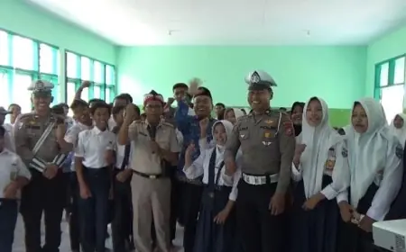 Satlantas Polres Bondowoso Edukasi Penggunaan Sepeda Listrik kepada Pelajar
