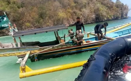 Pencarian Penumpang Perahu Terdampar di Tepi Pulau Nusa Barong Jember Terkendala Cuaca Buruk