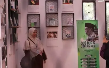 Mahasiswa Malaysia Takjub dengan Inovasi Perpustakaan UIN KHAS Jember