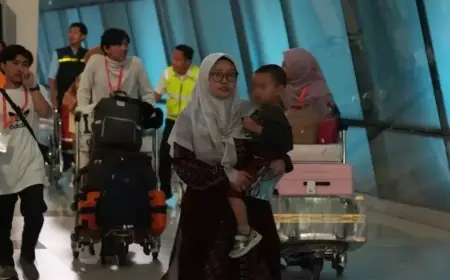 Sebanyak 40 WNI dan Satu WNA Berhasil Dievakuasi dari Lebanon ke Indonesia
