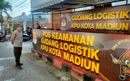 Perketat Pengamanan, Polres Madiun Kota Jaga Gudang Logistik KPU 24 Jam