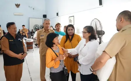 Pj Wali Kota Kediri Tinjau Penyaluran Bantuan Pangan Cadangan Beras Pemerintah